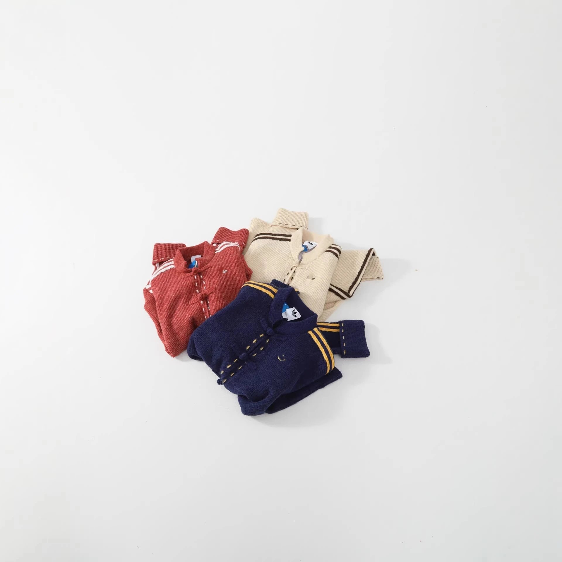 Chinese-Style Frog Button Knit Sweater