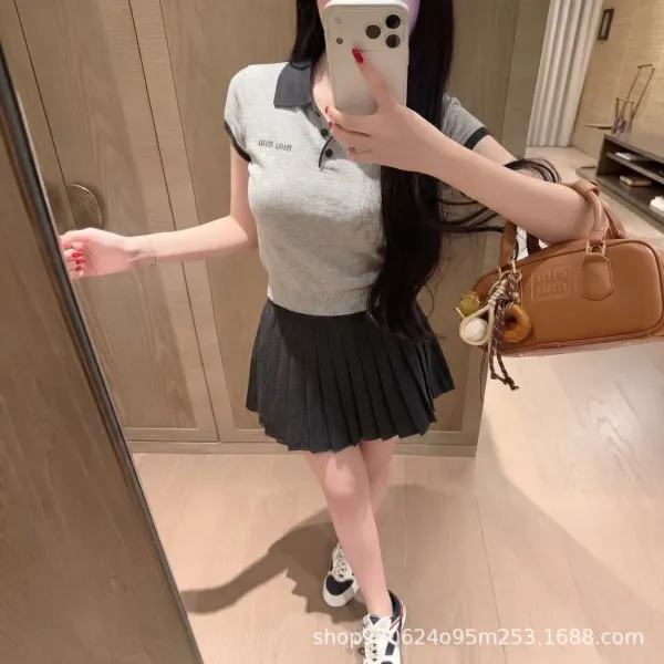 Design UIM UIM Gray Knit Polo Shirt with Black Pleated Skirt Set Sets - 1