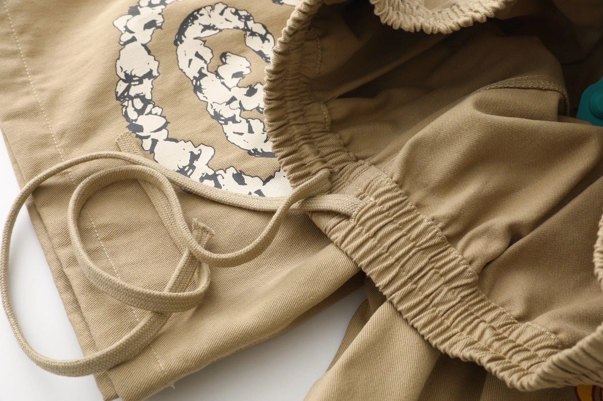 Stussy x Denim Tears Jamaica High Shorts Beige - 14