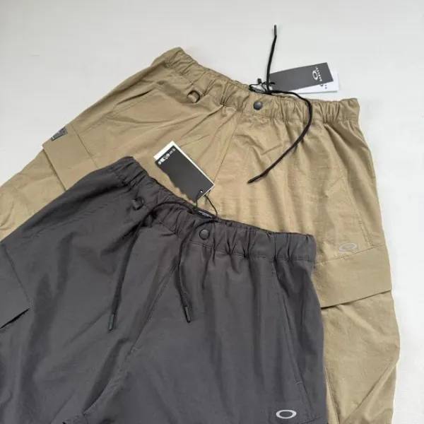 Oakley Cargo Pants Beige Pants - 26