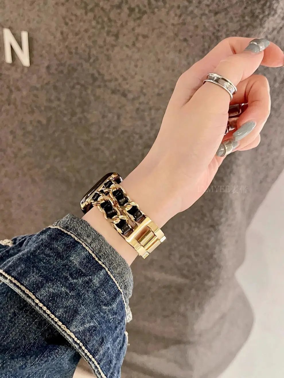 Apple Watch with Rose Gold Metal Link Bracelet Smartwatch - 8