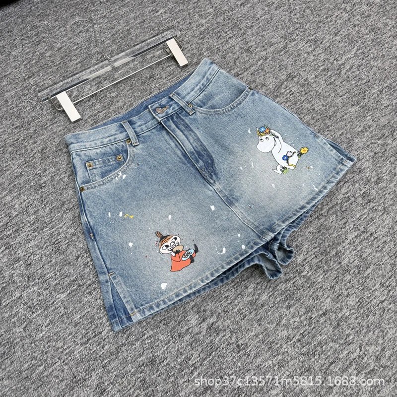 Moomin x Design Denim Shorts Light Wash Blue