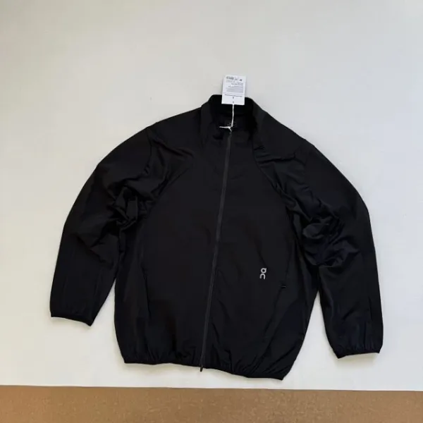 On Running Windbreaker Light Beige Windbreaker Outerwear.windbreaker - 26