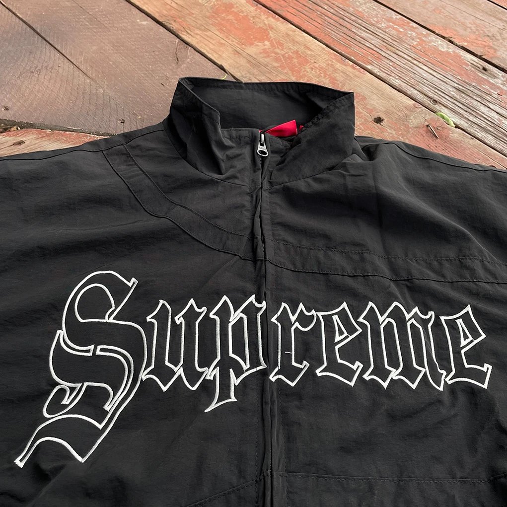 Supreme Gothic Logo Windbreaker Black Jacket Outerwear - 5