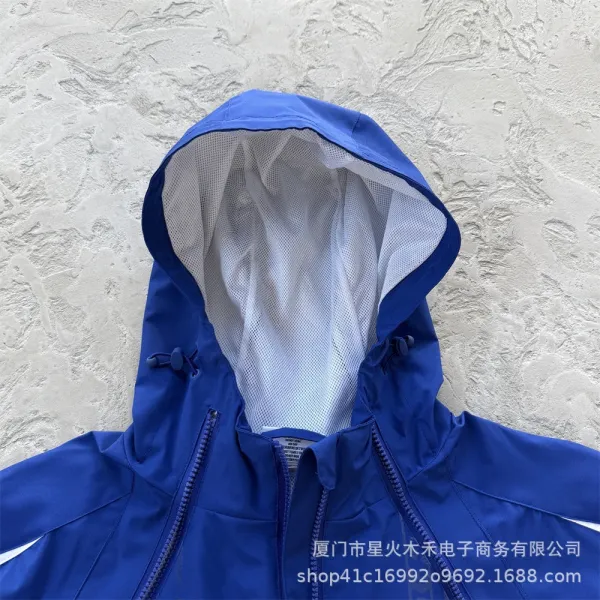 Umbro Windbreaker Jacket Royal Blue with White Stripes and Graphic Print - 15