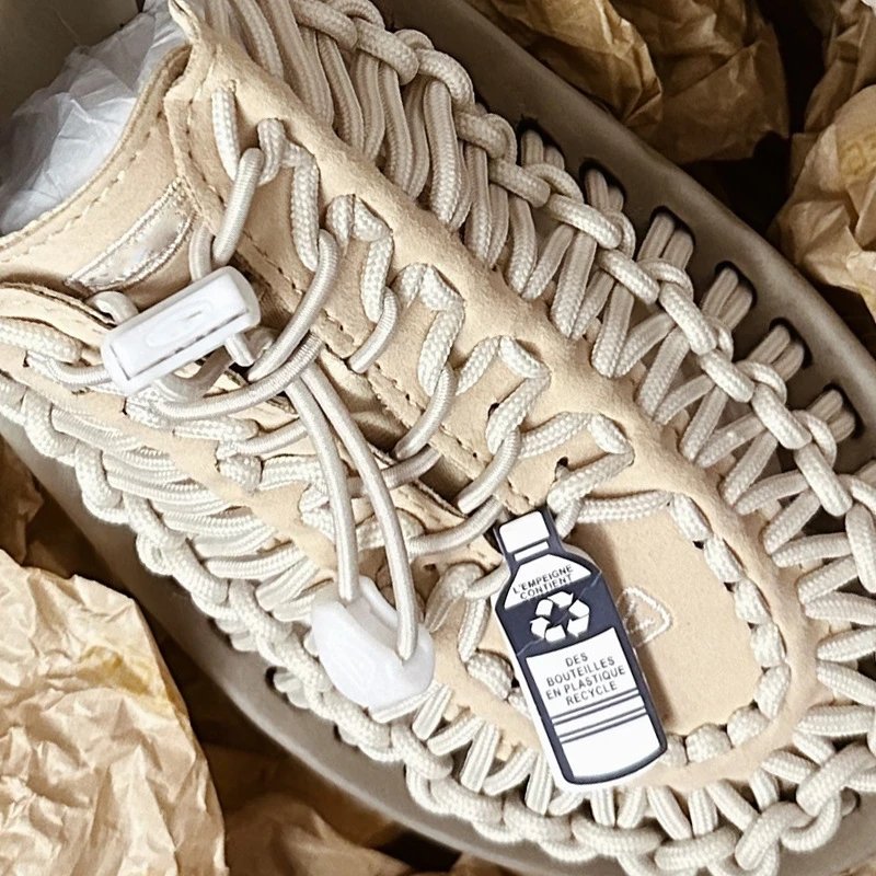 Design Keen Uneek Olive Green Sandals - 5