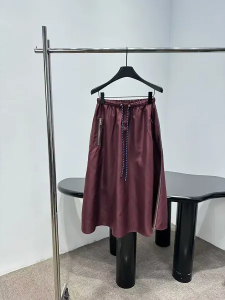 Design A-Line Drawstring Skirt in Burgundy - 8