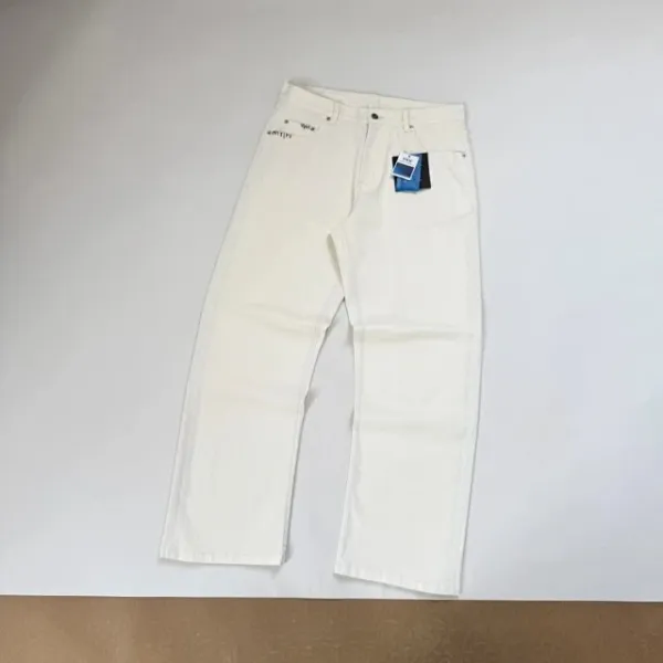 Design Wide-Leg Relaxed Fit White Denim Jeans - 12