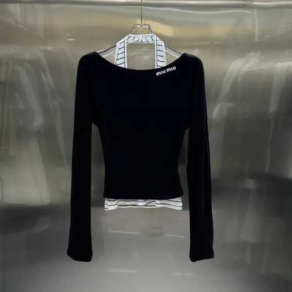 Miu Miu Logo-Print Long Sleeve Cropped Top Black - 1