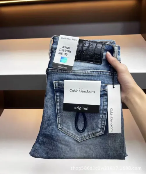 Calvin Klein Jeans D101# Original Medium Wash Denim Jeans - 1