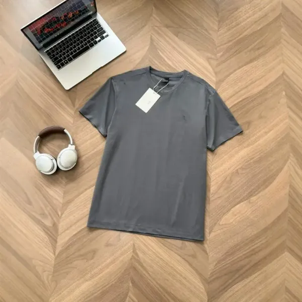 Design Minimalist Solid Gray T-Shirt - 1