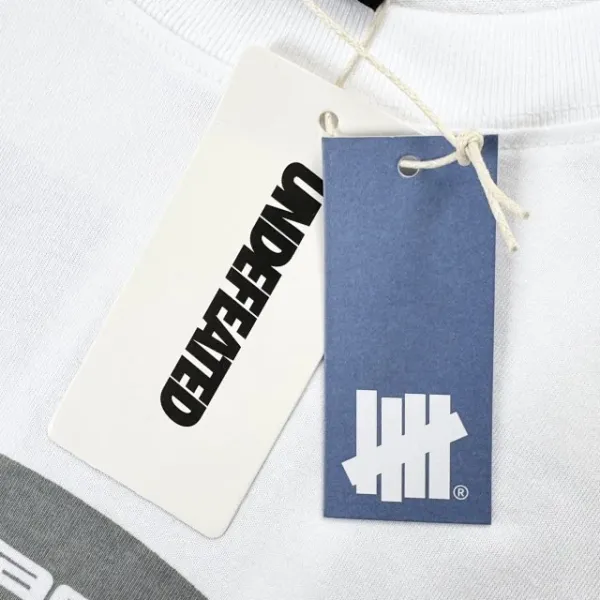 Design Undefeated Quadrant Graphic T-Shirt White T-Shirts - 32