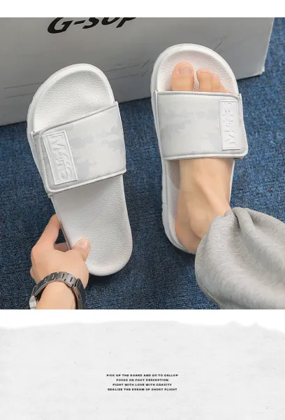 Vans Slide-On Camo White Slippers - 14