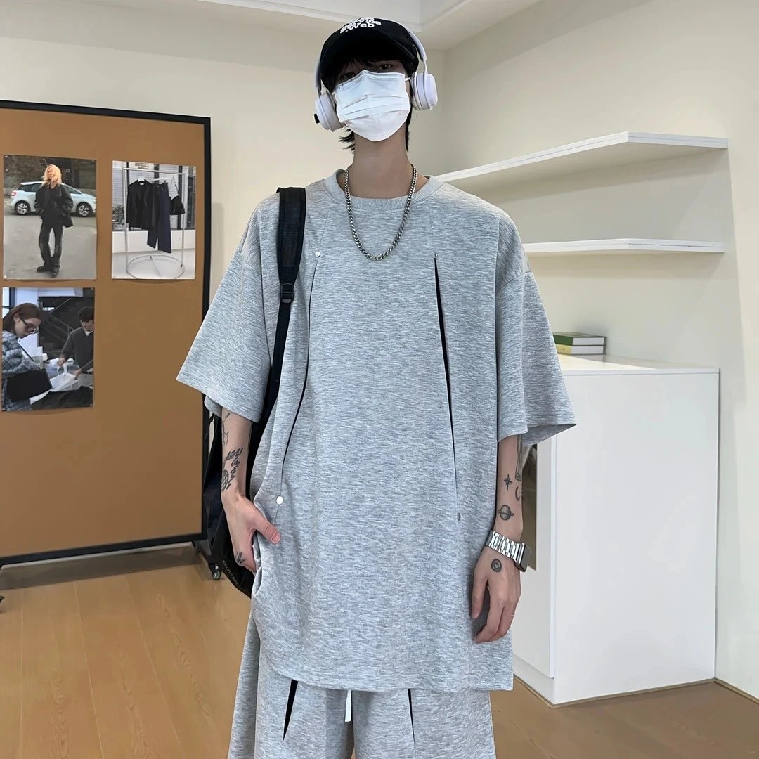 灰色套装