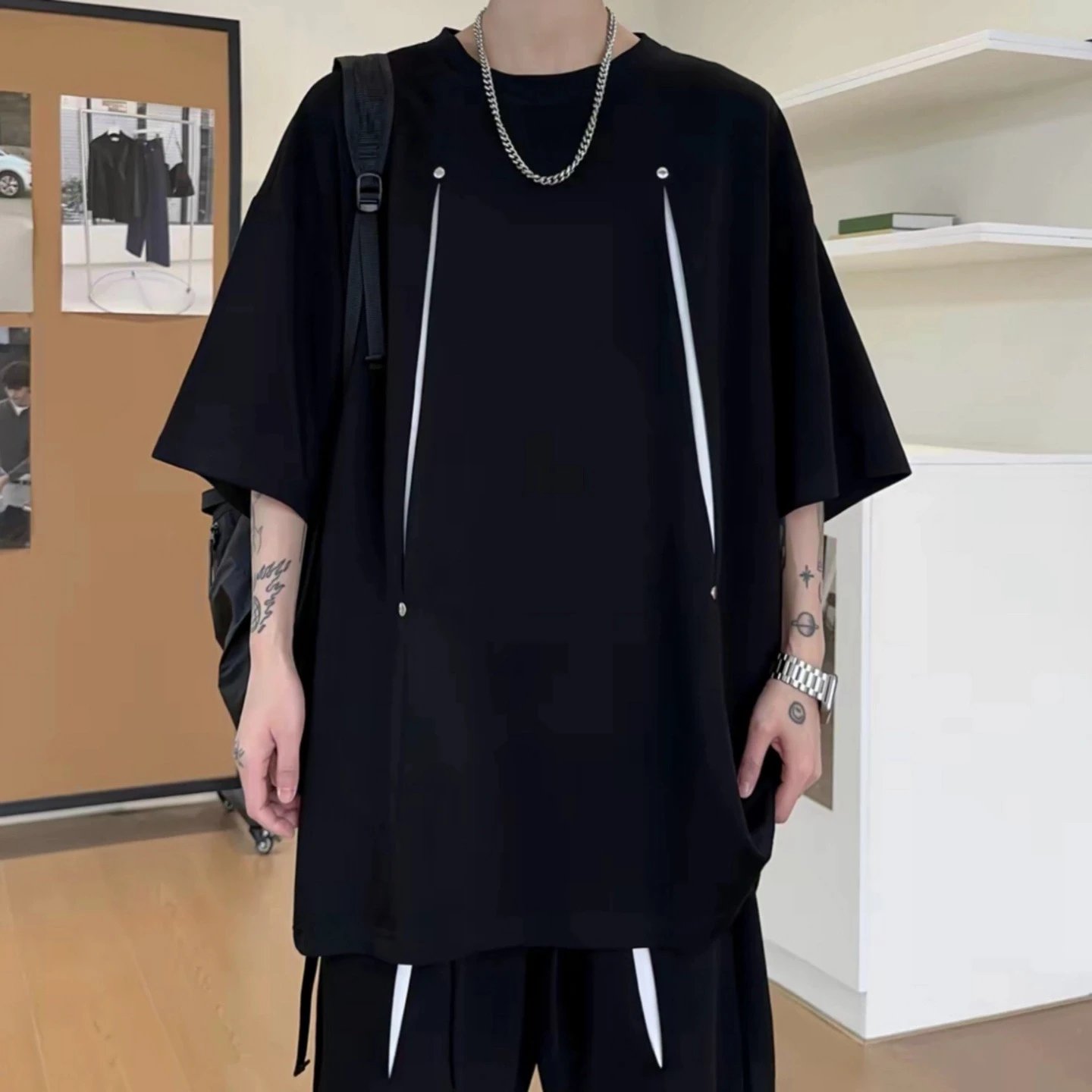 黑色衣服