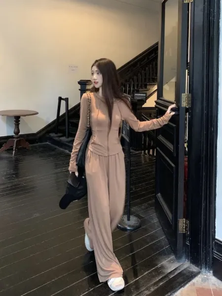 Design Wide-Leg High-Waisted Pants Black - 22