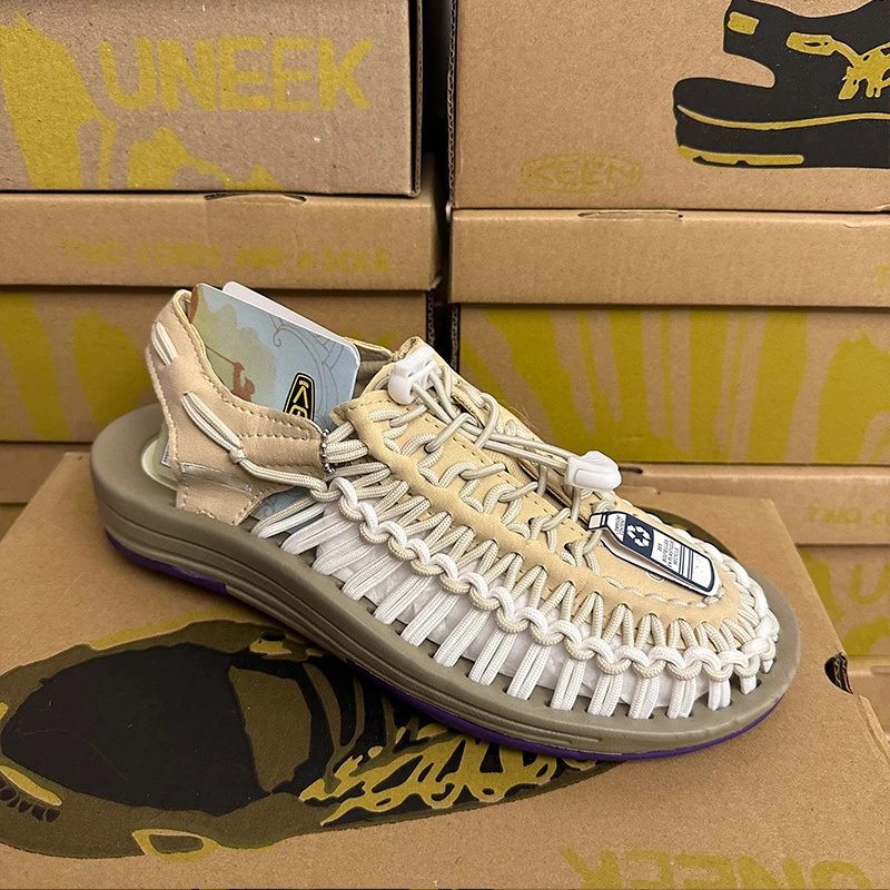 Design Keen Uneek Olive Green Sandals - 15