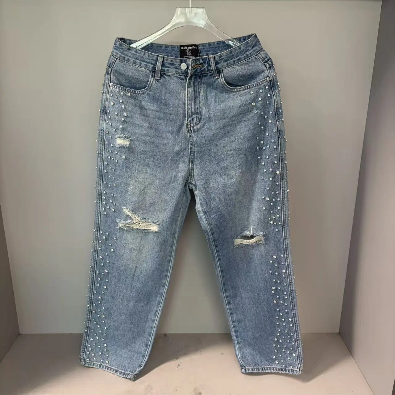 EM146 Diamond Distressed Jeans Blue