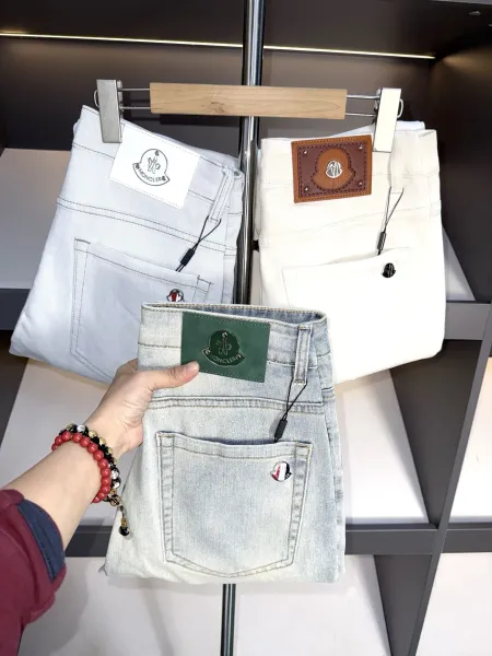 Moncler Jeans Light Wash Denim Jeans - 4