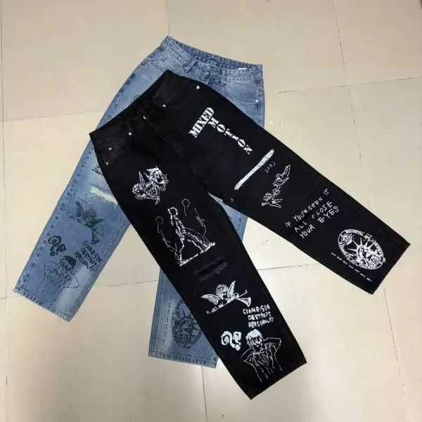 Design Mixed Motion Graphic Print Distressed Jeans Black and Light Blue Jeans - 1