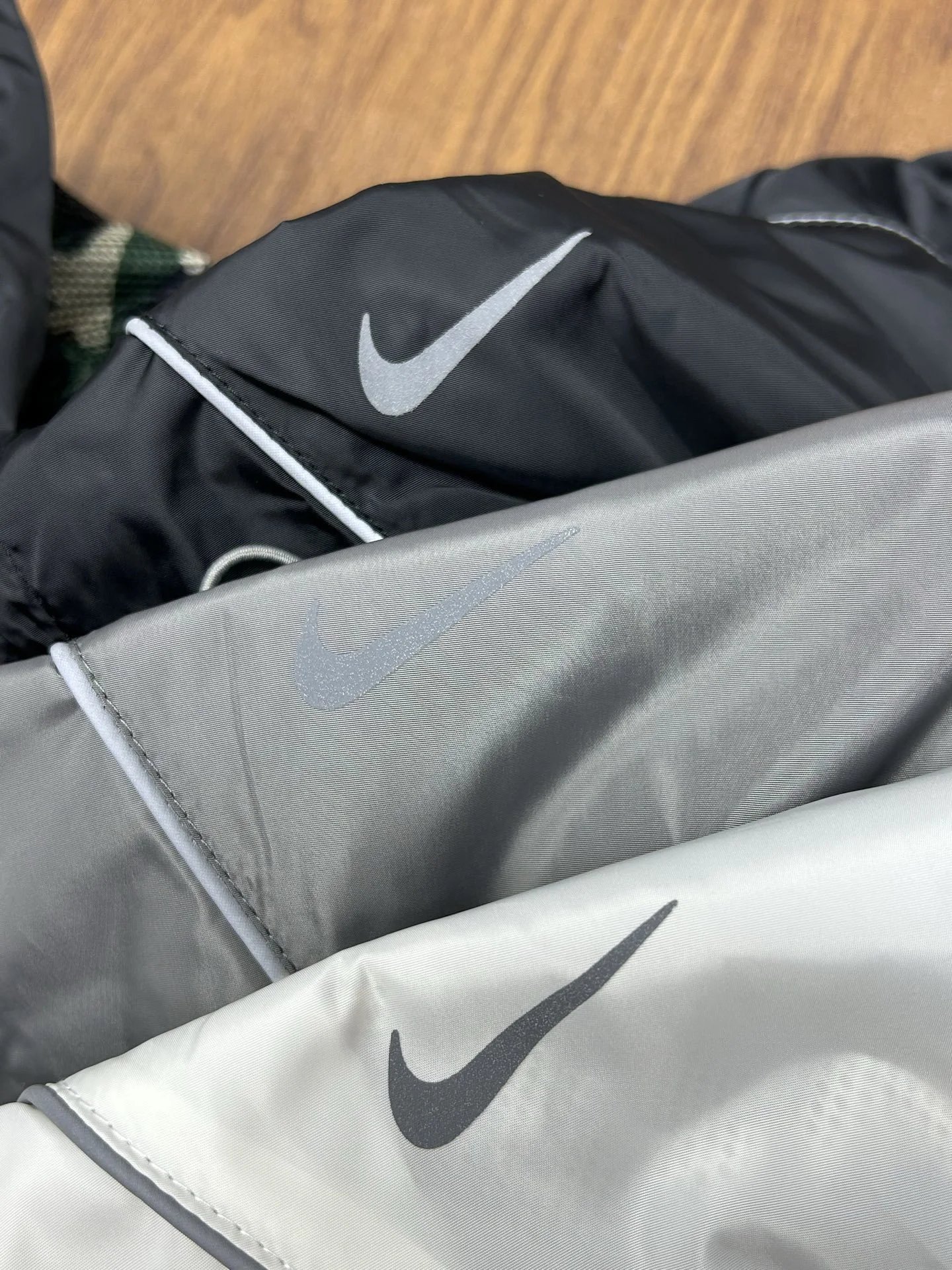Nike Windrunner Pants Gray / White / Black - 9
