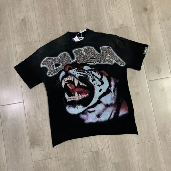 Design DUA.A Tiger Rhinestone Graphic T-Shirt Black T-Shirts - 1