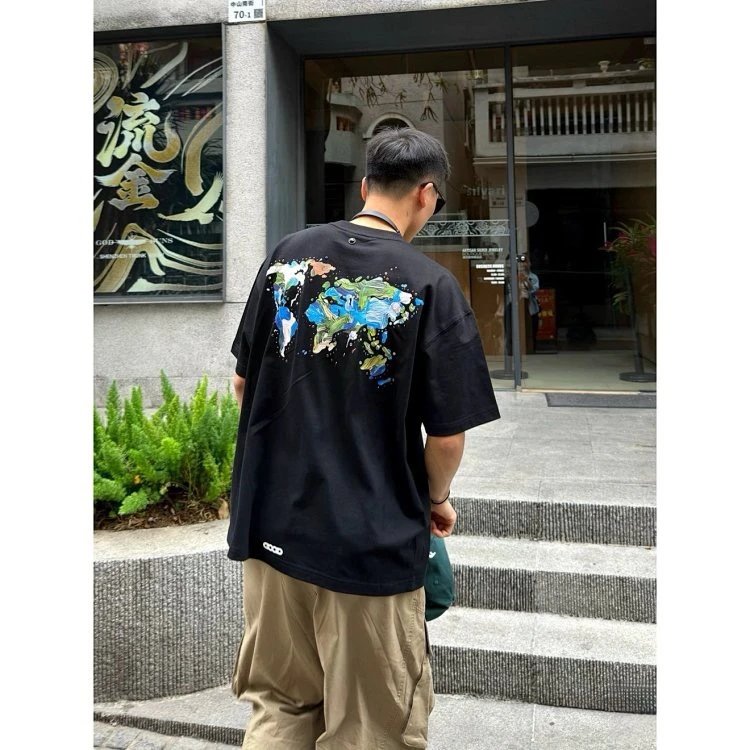 Design COOGI World Map Print Black T-Shirt T-Shirts - 10