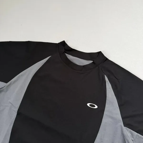 Oakley Performance T-Shirt Black / Gray - 12