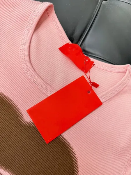 Comme des Garçons Play Heart Logo Ribbed Crop T-Shirt Pink - 11