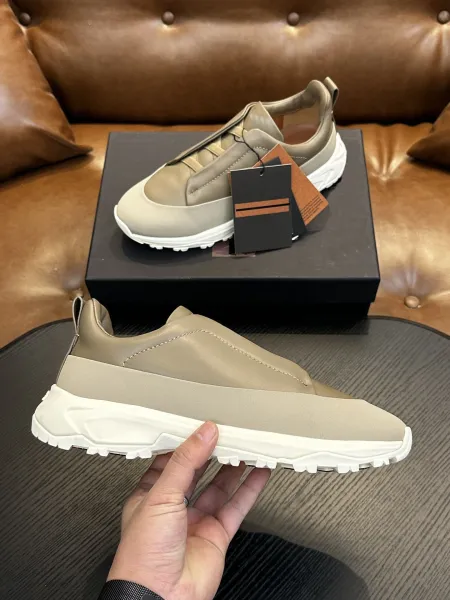 Maison Margiela Tabi Slip-On Beige Sneakers Chunky Sneakers - 1