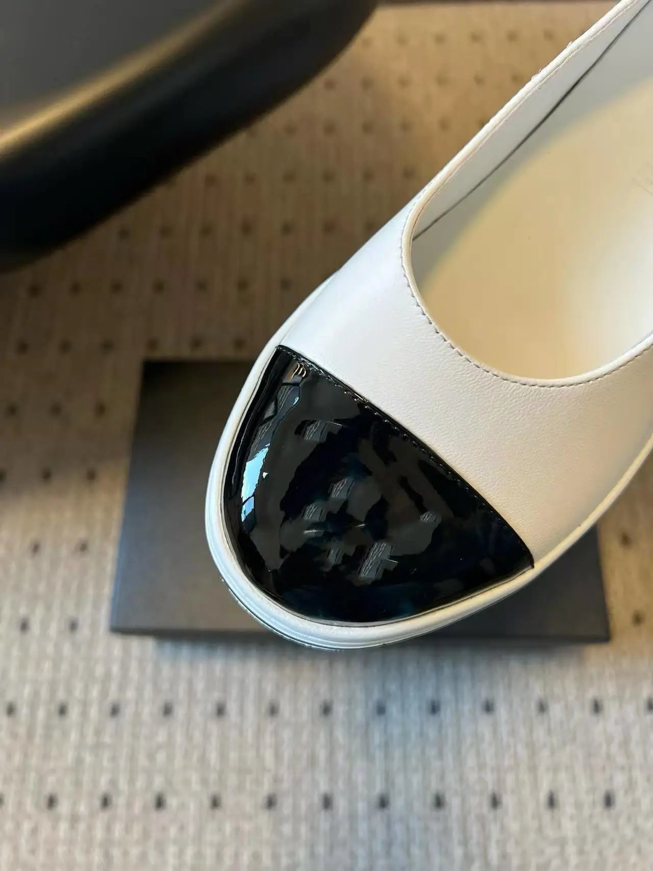 Chanel Two-Tone Cap-Toe Ballet Flats White and Black Casual Shoes - 12