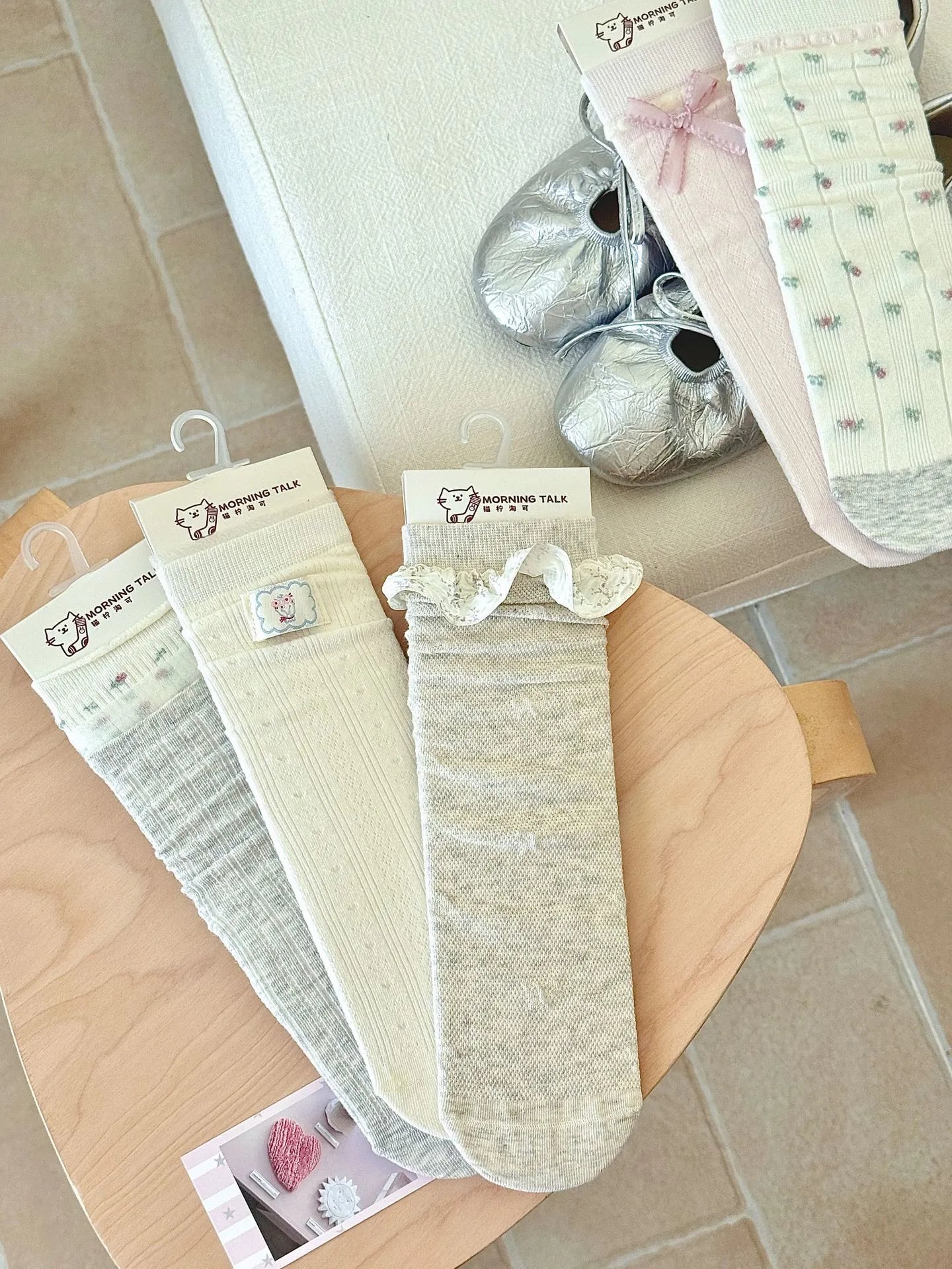 Design Embroidered Cloud Patch Cream Socks - 16