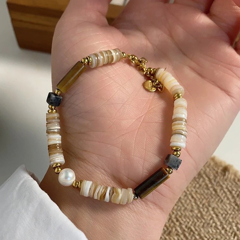 Handmade Shell and Pearl Bead Bracelet with Gold-Tone Chain