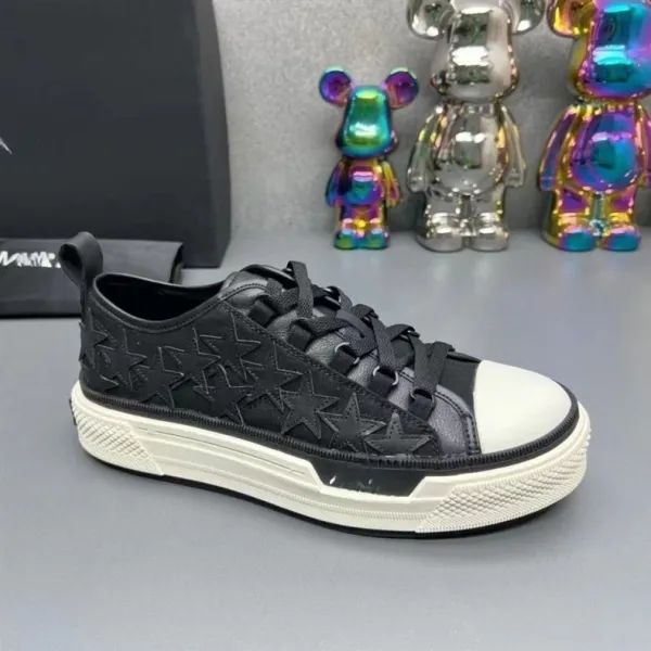 Design Star-Embellished Platform Sneakers White / Black - 15