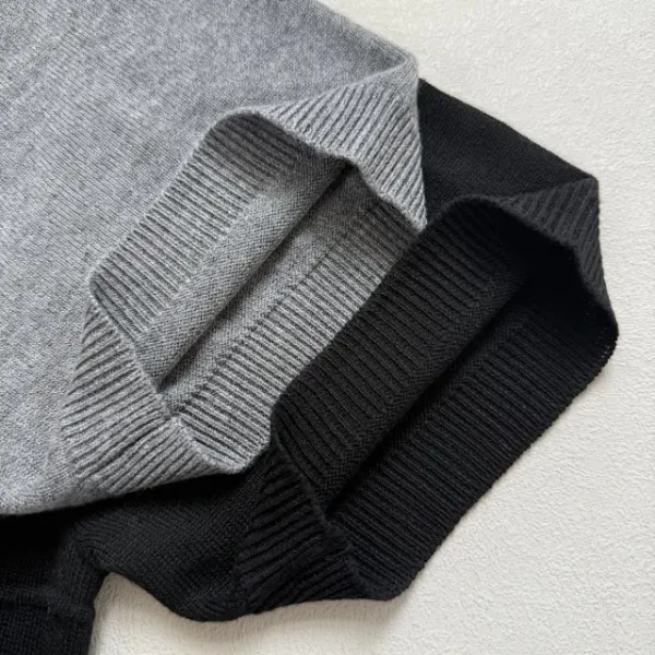 Design Short-Sleeve Turtleneck Sweater Gray - 24
