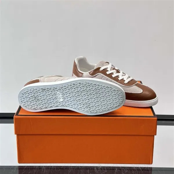 Hermès Oran Sneakers White with Gum Sole Sneakers - 16