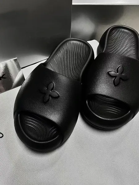 Louis Vuitton Monogram Slide Black Slippers - 8