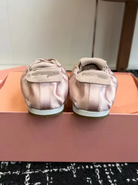 Maison Margiela Tabi Sneaker Pink Satin Sneakers - 18