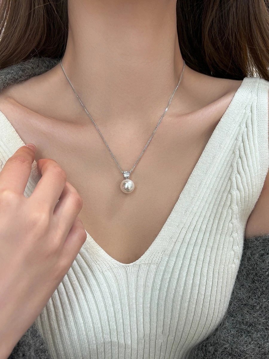 Design Pearl and Diamond Pendant Necklace Silver Jewelry - 15