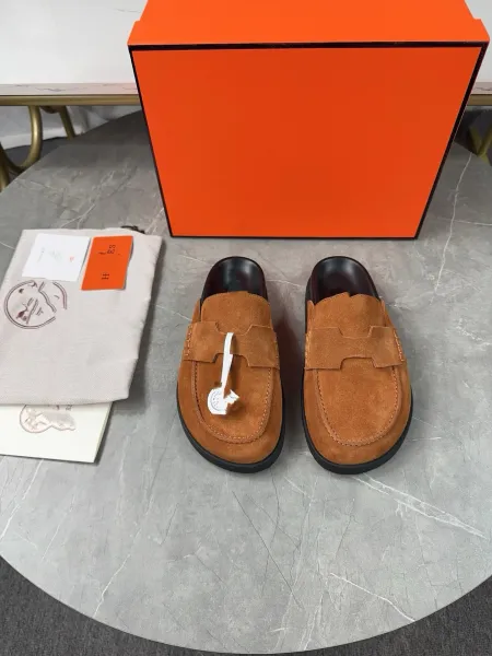 Hermès Oran Loafers Tan Suede Mules - 1