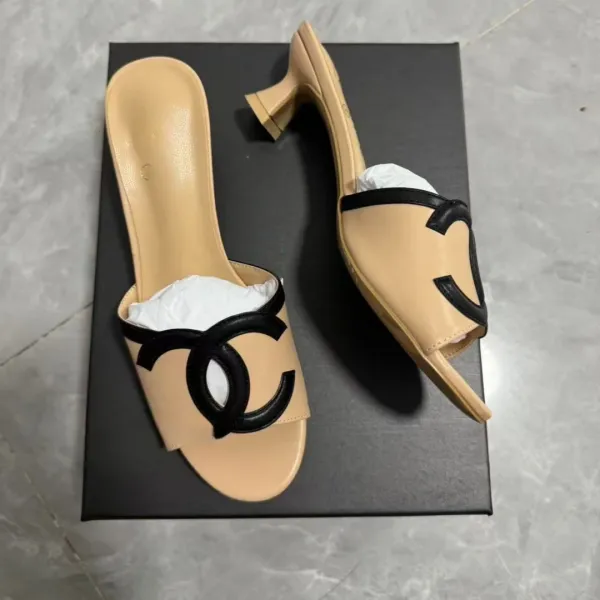 Chanel CC Logo Mule in Sky Blue Leather Heels - 8