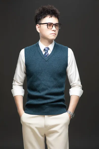Design V-Neck Knit Vest Navy Blue Vest Top - 65