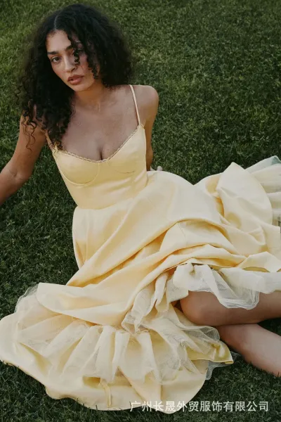 Design Yellow Lace-Trimmed Corset Midi Dress - 34