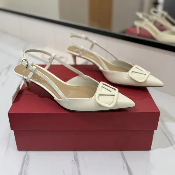 Valentino Garavani VLogo Slingback Pumps Nude Patent Leather Heels - 11