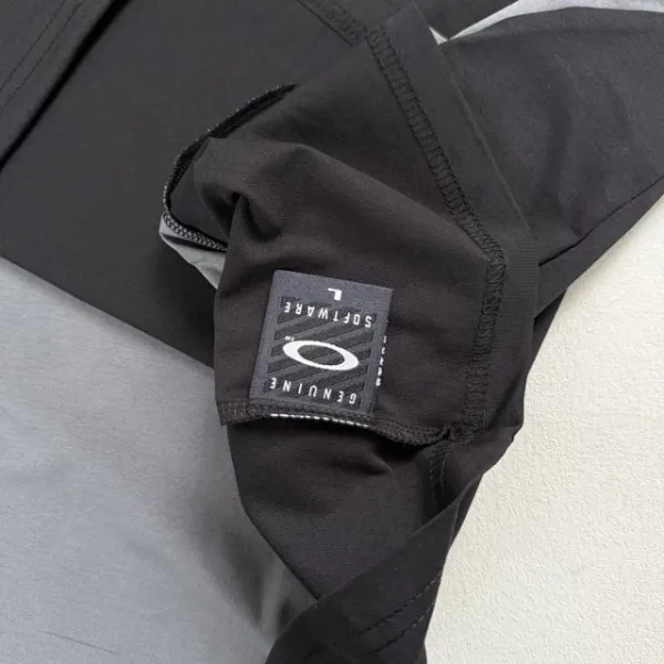 Oakley Performance T-Shirt Black / Gray - 19