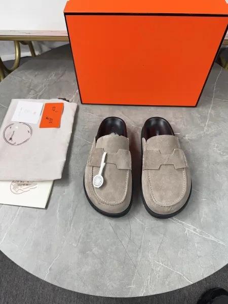 Hermès Oran Loafers Beige Suede Slip-On Shoes - 1