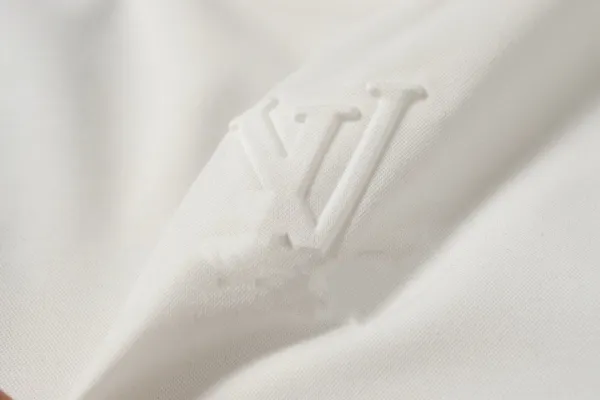 Valentino V Logo Embroidered White T-Shirt - 9