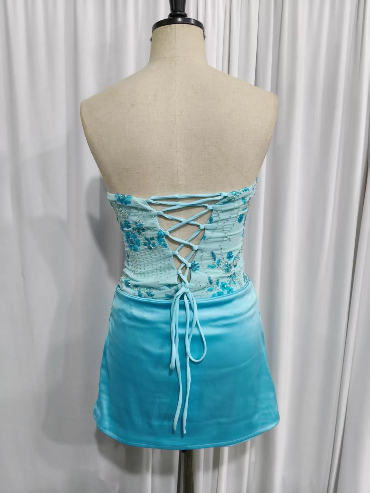 Design Embroidered Floral Corset Tube Dress in Sky Blue - 10