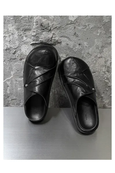 Design Chunky Leather Slide Black Slipper - 8
