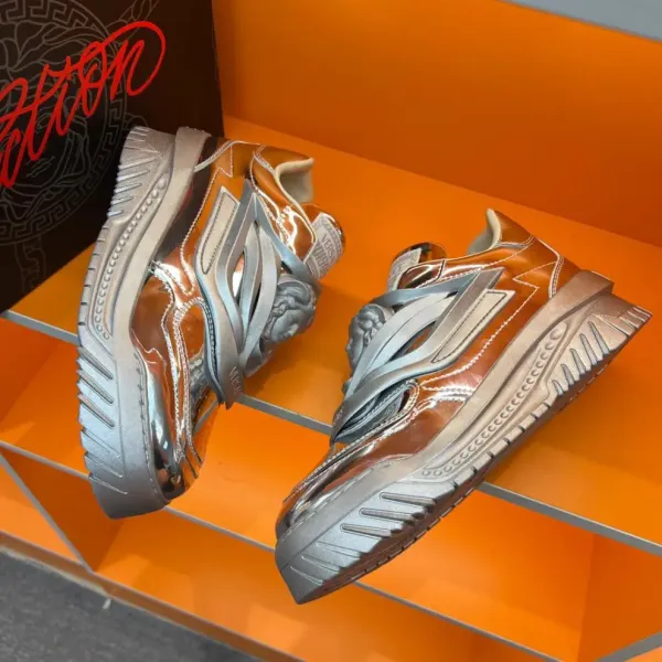 Versace Chain Reaction Metallic Gold Sneakers Chunky Sneakers - 8